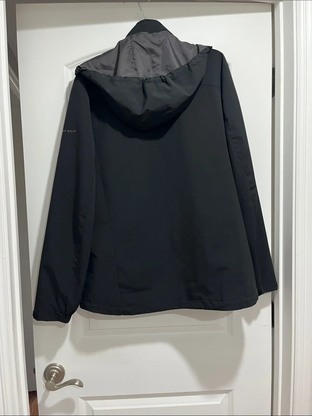 Perry Ellis Black Performance Softshell Jacket - Picture 7 of 9